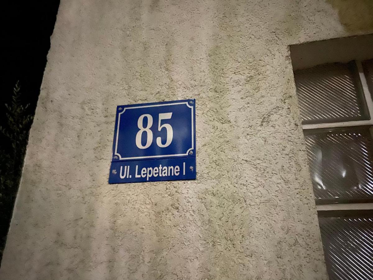 Apartman Irena Tivat Eksteriør billede