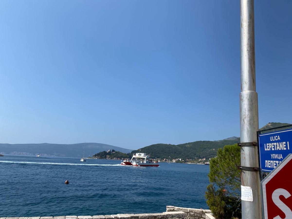 Apartman Irena Tivat Eksteriør billede